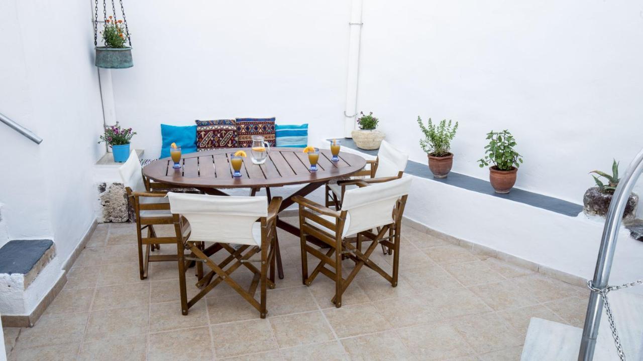 Mylopetres Traditional Houses Finikia Oia  Luaran gambar
