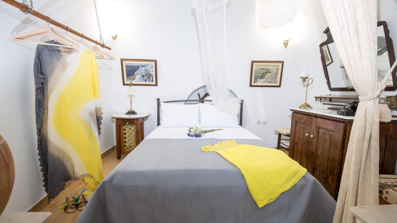 Mylopetres Traditional Houses Finikia Oia  Luaran gambar