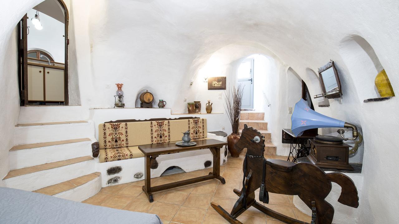 Mylopetres Traditional Houses Finikia Oia  Luaran gambar